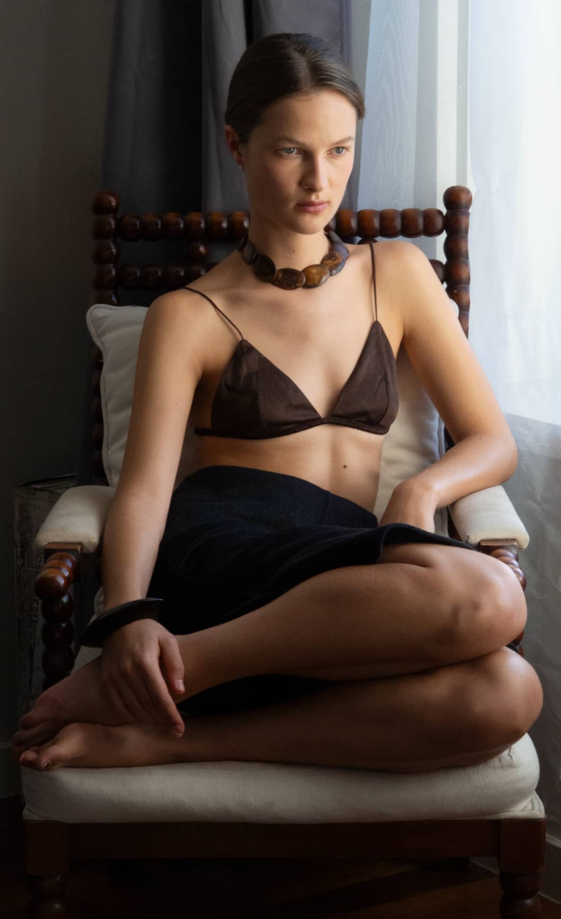 The Gaviota necklace features a 925 sterling silver clasp and extender plated in 18k gold for timeless durability.