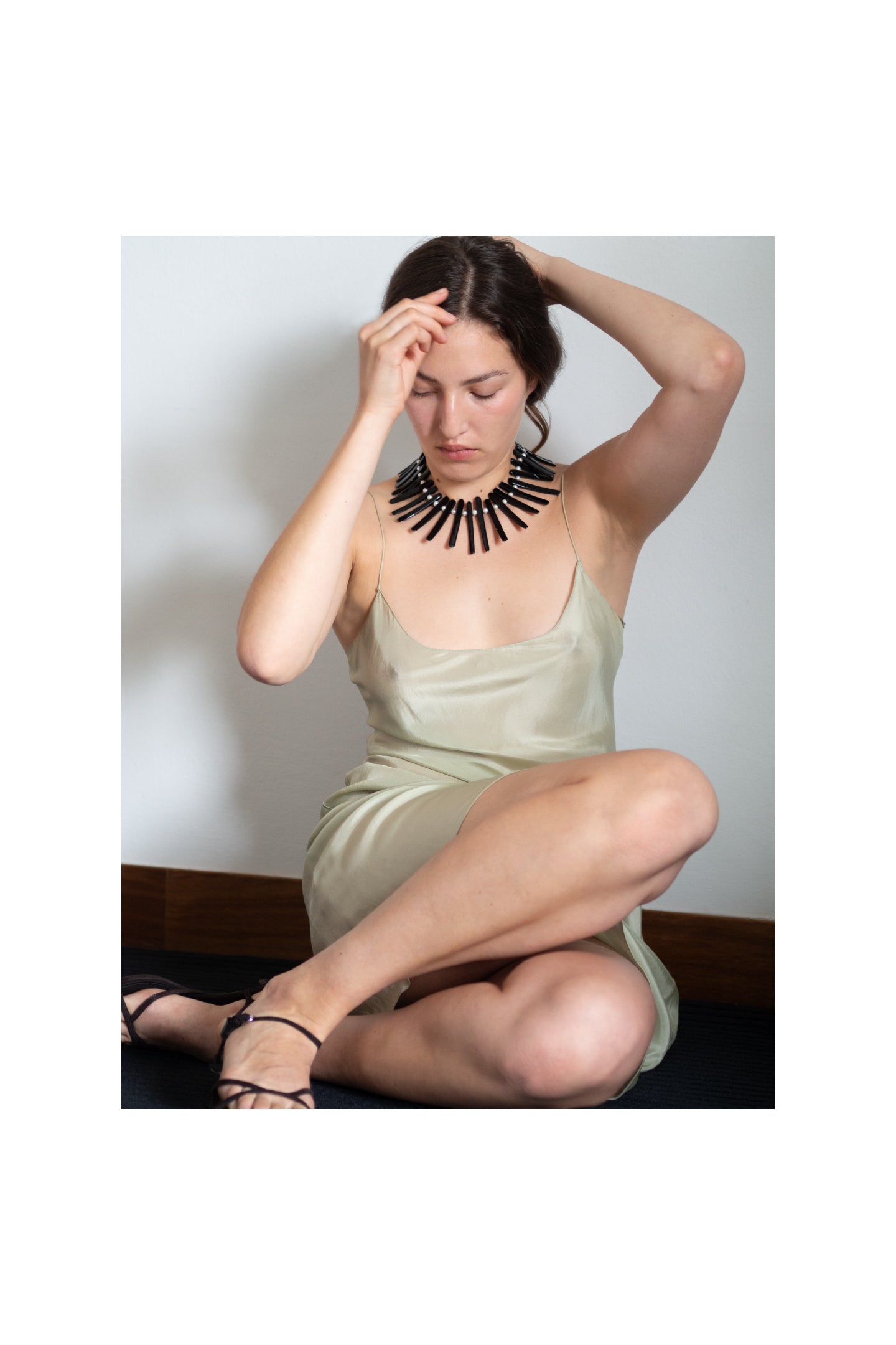 Taviro Necklace