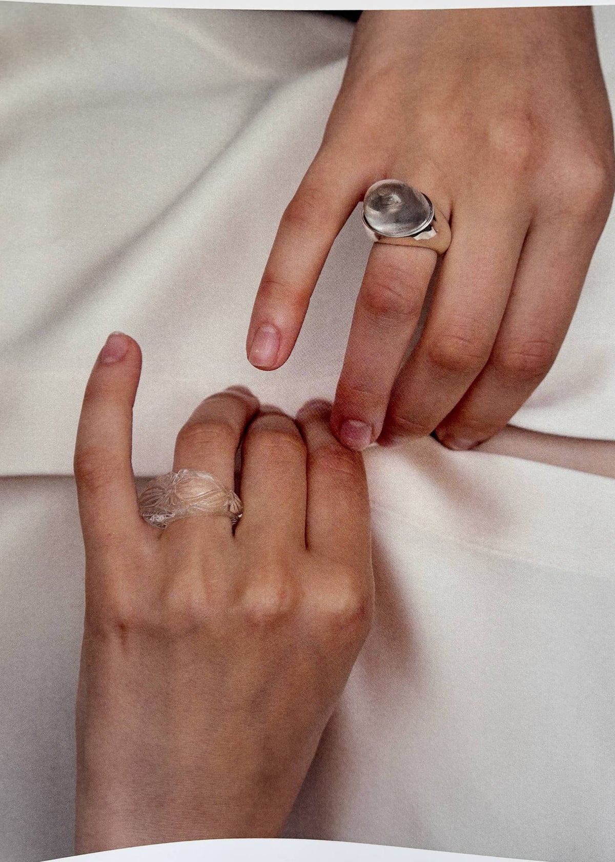 URSA handmade gemstone ring featuring natural rock crystal and sterling silver, crafted individually in Mosquito’s atelier.